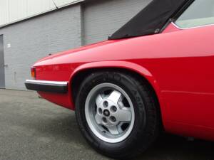 Image 19/99 de Jaguar XJS 5.3 V12 (1990)