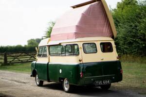 Image 31/50 of Bedford CA Dormobile (1961)