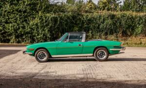 Image 2/38 of Triumph Stag (1977)