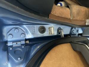 Bild 25/35 von Porsche 911 2.4 T (1973)