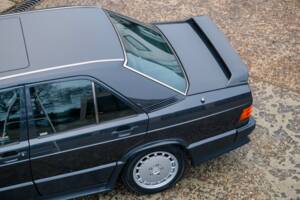 Bild 14/32 von Mercedes-Benz 190 E 2.5-16V (1992)