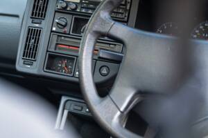 Immagine 32/50 di Volvo 440 Turbo (1992)