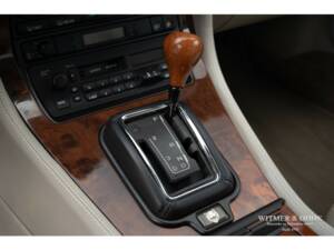 Bild 28/34 von Jaguar XJ6 3.2 Executive (1997)