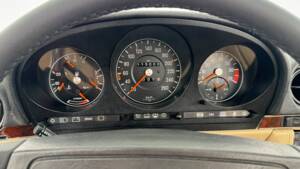 Image 27/48 de Mercedes-Benz 560 SL (1989)