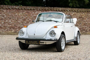 Image 23/50 of Volkswagen Käfer 1303 &quot;Champagne Edition&quot; (1977)