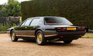 Image 3/43 of Aston Martin Lagonda (1979)