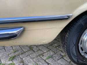 Image 21/31 of Mercedes-Benz 280 S (1975)