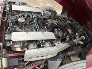 Afbeelding 25/25 van Jaguar E-Type V12 (2+2) (1972)