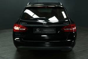 Bild 5/49 von Mercedes-Benz C 220 d 4MATIC (2021)