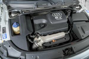Bild 37/50 von Audi TT 1.8 T (2000)