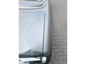 Image 16/50 de Mercedes-Benz 560 SL (1988)