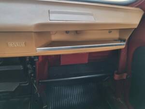 Bild 8/11 von Renault R 4 (1975)