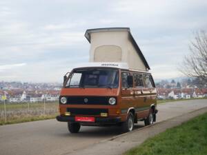 Immagine 7/43 di Volkswagen T3 Westfalia 1.6 (1981)