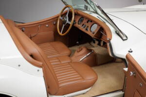 Bild 27/39 von Jaguar XK 140 OTS (1954)