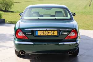 Imagen 9/50 de Jaguar XJ 8 4.2 (2006)