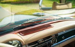 Imagen 38/44 de Mercedes-Benz 280 SL (1969)