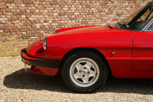Image 16/50 of Alfa Romeo 2.0 Spider (1990)