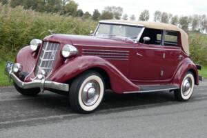 Image 1/19 of Auburn 851 Supercharged Roadster (1935)
