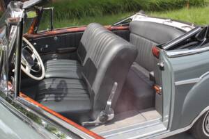 Immagine 11/17 di Mercedes-Benz 220 SE Cabriolet (1960)