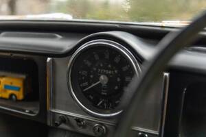 Image 40/50 of Morris Minor Van (1971)