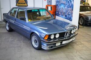 Image 2/56 of BMW 323i (1980)