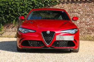Bild 36/50 von Alfa Romeo Giulia Quadrifoglio (2017)