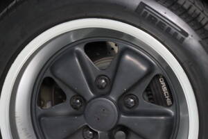 Imagen 30/30 de Porsche 911 Carrera 3.2 (WTL) (1986)