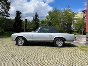 Bild 2/29 von Mercedes-Benz 230 SL (1966)