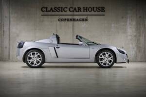 Image 13/81 of Opel Speedster 2.0 Turbo (2003)