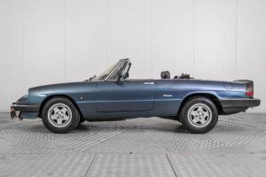 Bild 16/50 von Alfa Romeo 1.6 Spider (1989)