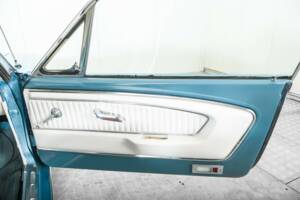 Image 32/50 of Ford Mustang 302 (1966)