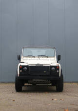 Bild 15/39 von Land Rover 90 (1989)