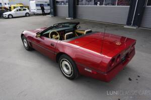 Afbeelding 5/45 van Chevrolet Corvette Convertible (1988)