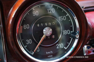 Imagen 9/27 de Mercedes-Benz 220 SE b (1964)
