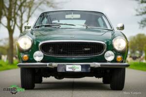 Image 2/34 of Volvo 1800 ES (1972)