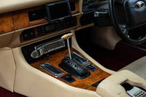Bild 26/41 von Jaguar XJS 5.3 V12 (1992)