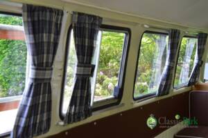 Bild 27/50 von Volkswagen T2b Camper (1976)