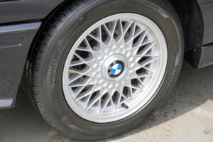 Image 14/34 de BMW M3 (1986)