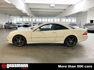 Immagine 3/15 di Mercedes-Benz CL 55 AMG (2002)