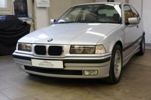 Imagen 6/32 de BMW 323ti Compact (1998)