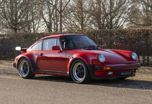 Image 2/30 of Porsche 911 Turbo 3.3 (1988)
