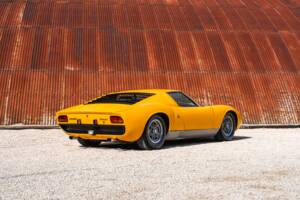 Afbeelding 2/56 van Lamborghini Miura P 400 S (1969)