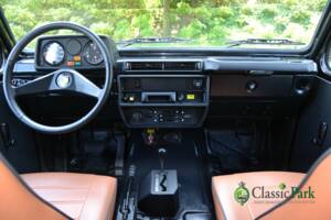 Immagine 24/49 di Mercedes-Benz 230 GE (lang) (1991)