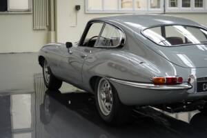 Afbeelding 15/44 van Jaguar E-Type 3.8 (1963)