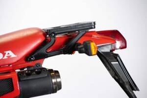 Image 11/50 de Honda NX 650 Dominator (1990)