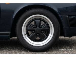 Afbeelding 26/28 van Porsche 911 Carrera 3.2 (1986)