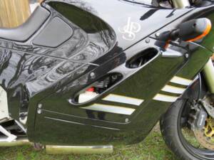 Image 3/44 of Norton F1 (1990)