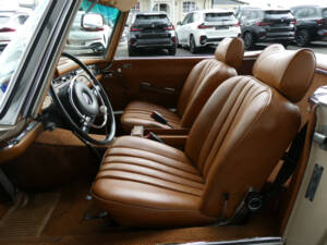 Imagen 10/25 de Mercedes-Benz 280 SL (1969)