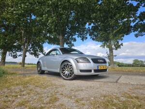 Bild 3/8 von Audi TT 1.8 T (1999)