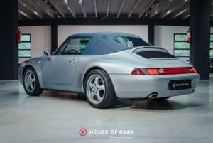 Image 9/25 de Porsche 911 Carrera 4 (1995)